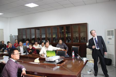 Takashi Ohshima教授讲解相关内容