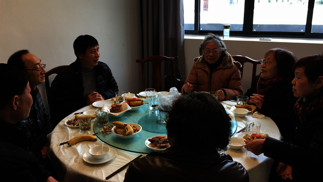 2E0EAD15B42E9D06B18501D1E1F5558C