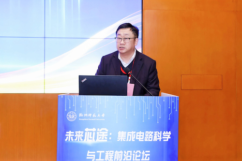 R5II0100-opq4183849791